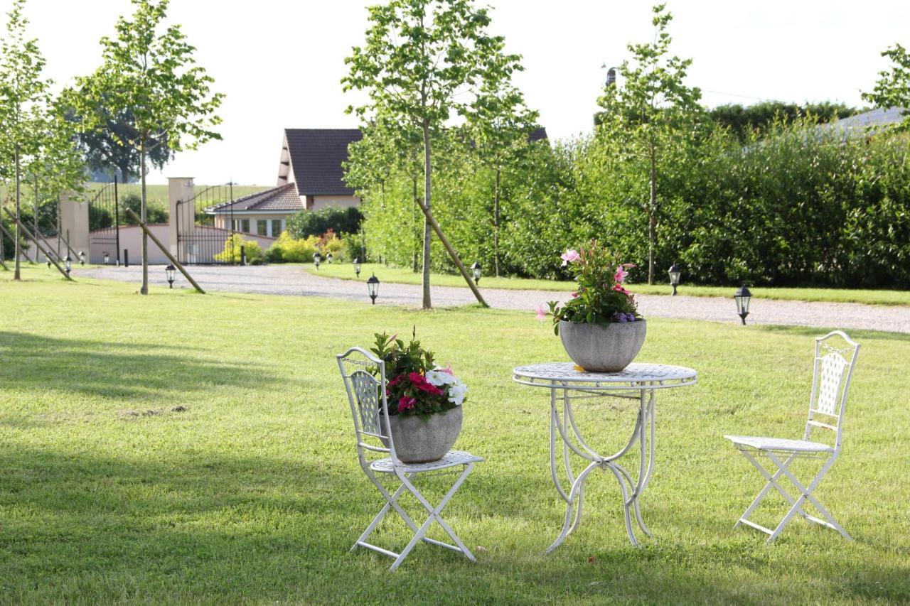 Le Manoir Des Aromes 호텔 Brugny-Vaudancourt 외부 사진