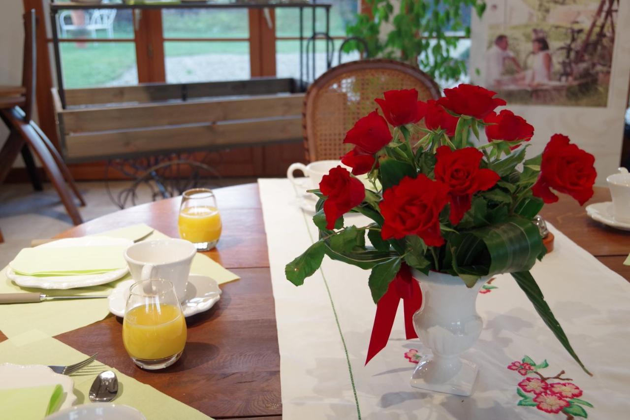 Le Manoir Des Aromes 호텔 Brugny-Vaudancourt 외부 사진